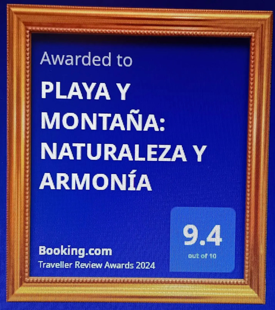 Playa Y Montaña: Naturaleza Y Armonía