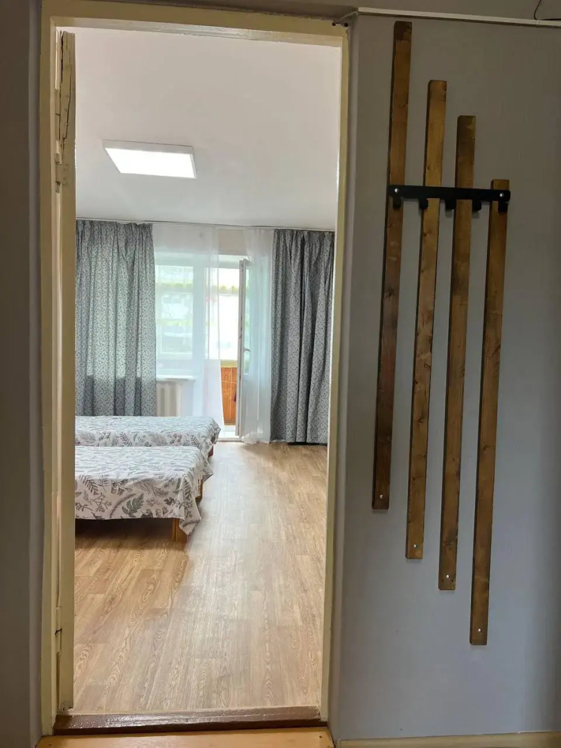 Апартаменты на улице Паровозников 32