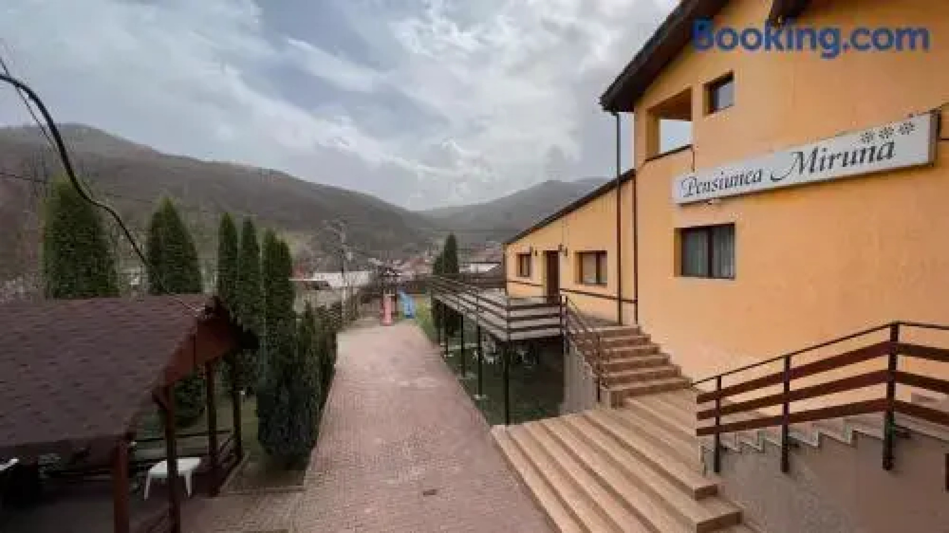 Pensiunea Miruna Slanic Moldova