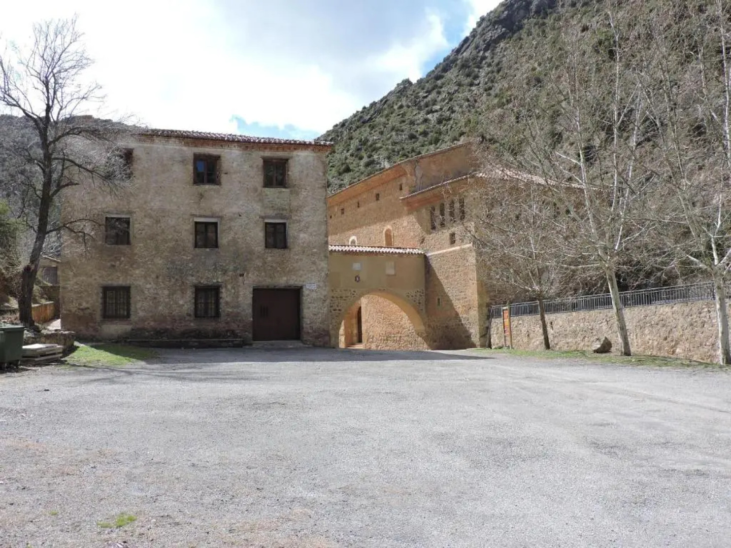 El Tranco Apartamentos