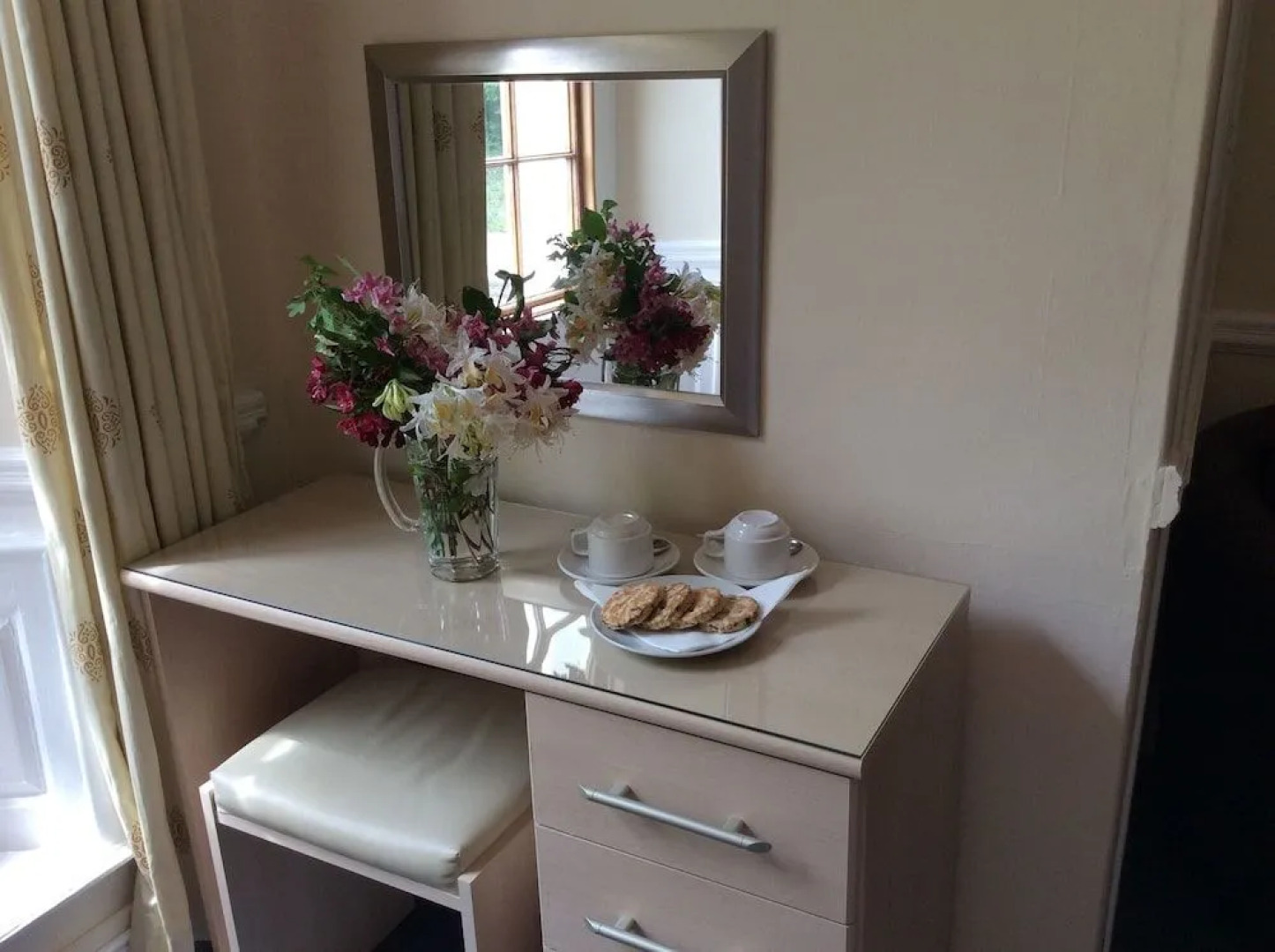 Aberllynfi Riverside Guesthouse