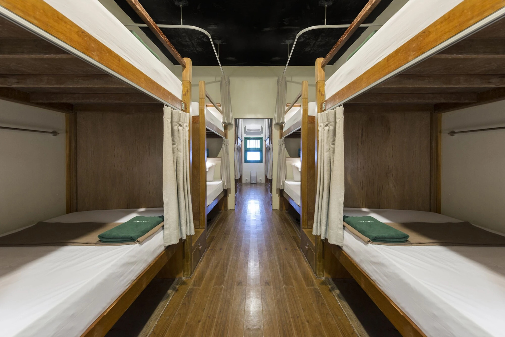 Suneta Hostel Khaosan