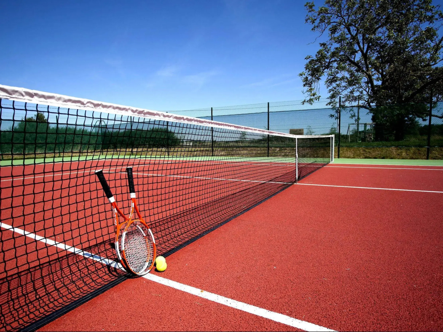 Le Fleuray Hotel & Restaurant