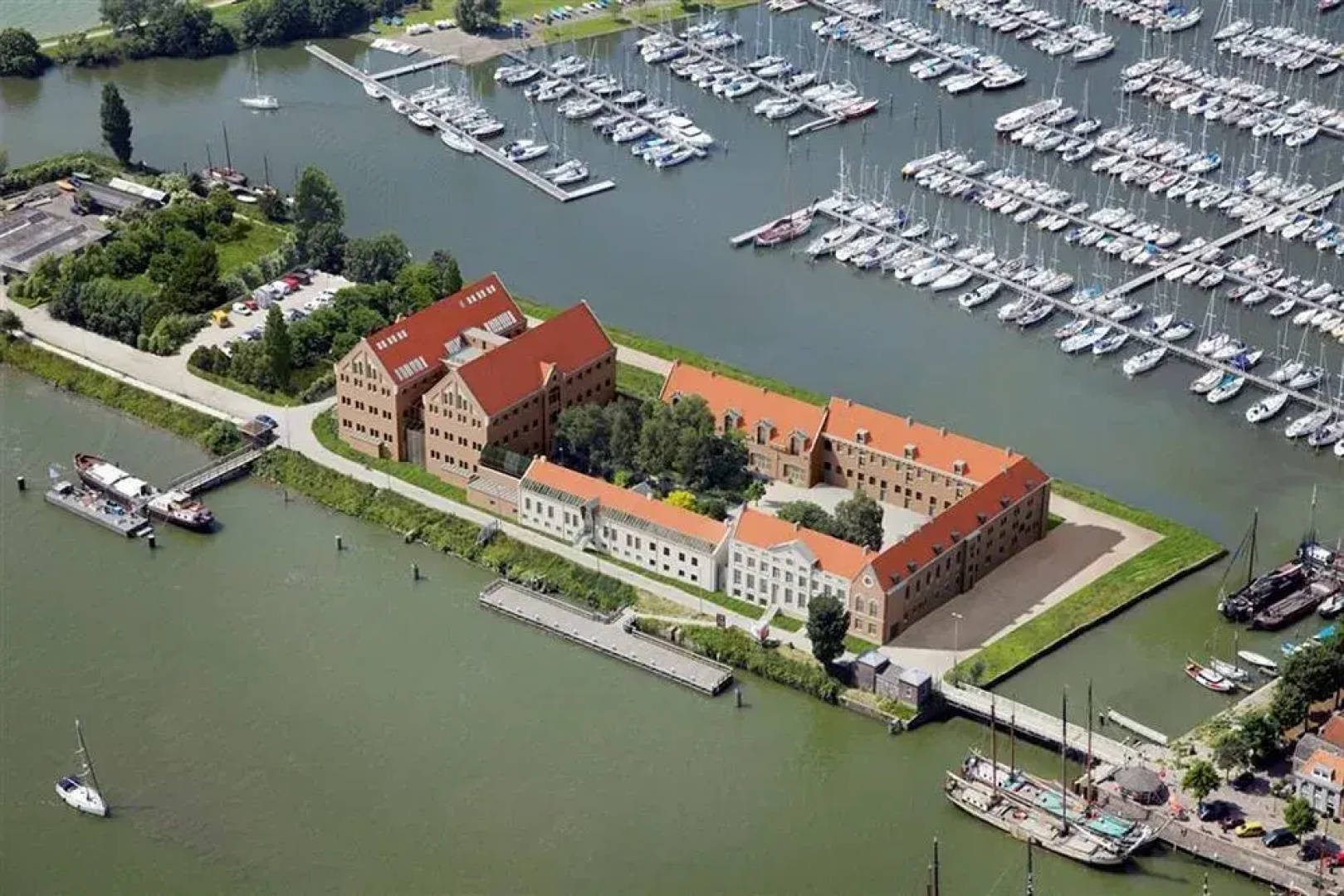 Hotel Oostereiland - Gevangenis Hotel