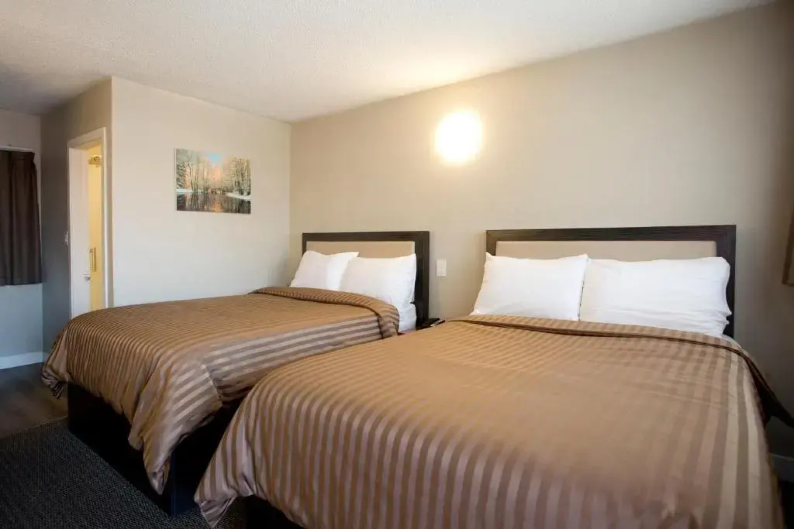 Premier Mountain Lodge and Suites