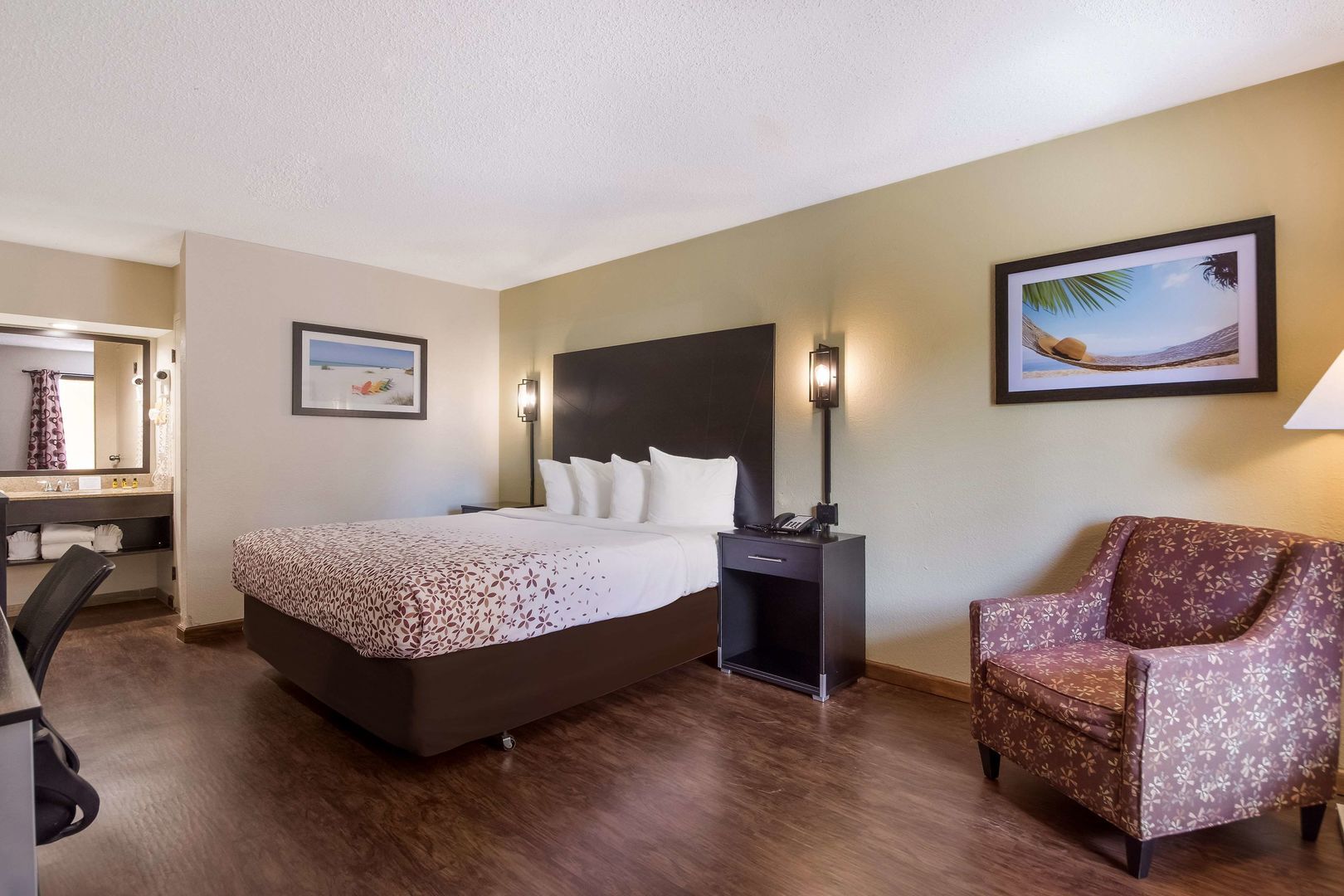 SureStay Hotel by Best Western St. Pete Clearwater Airport