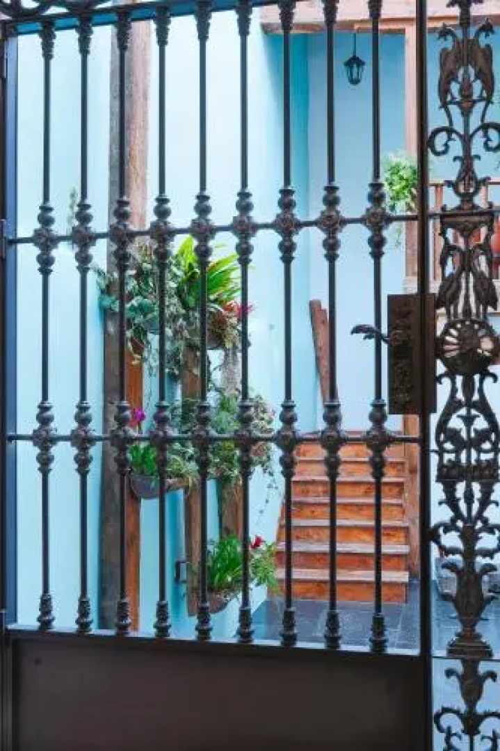 Suites & Apartments Calle Real