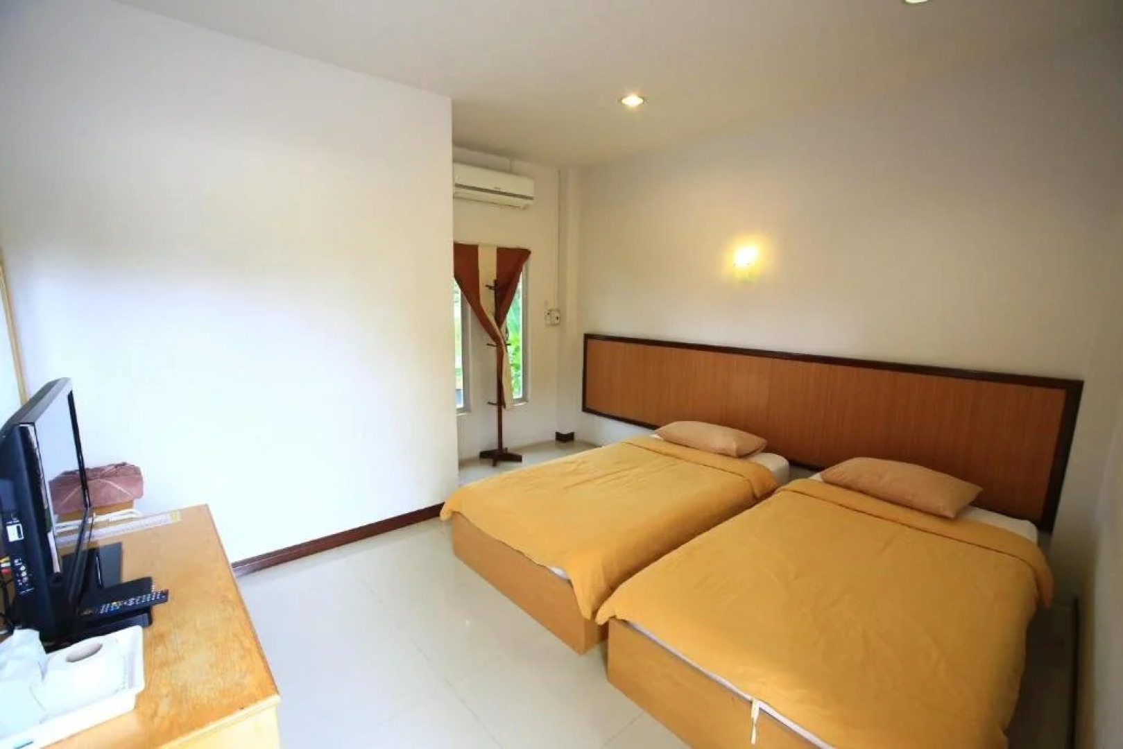 Baanpooya Hotel and Resort