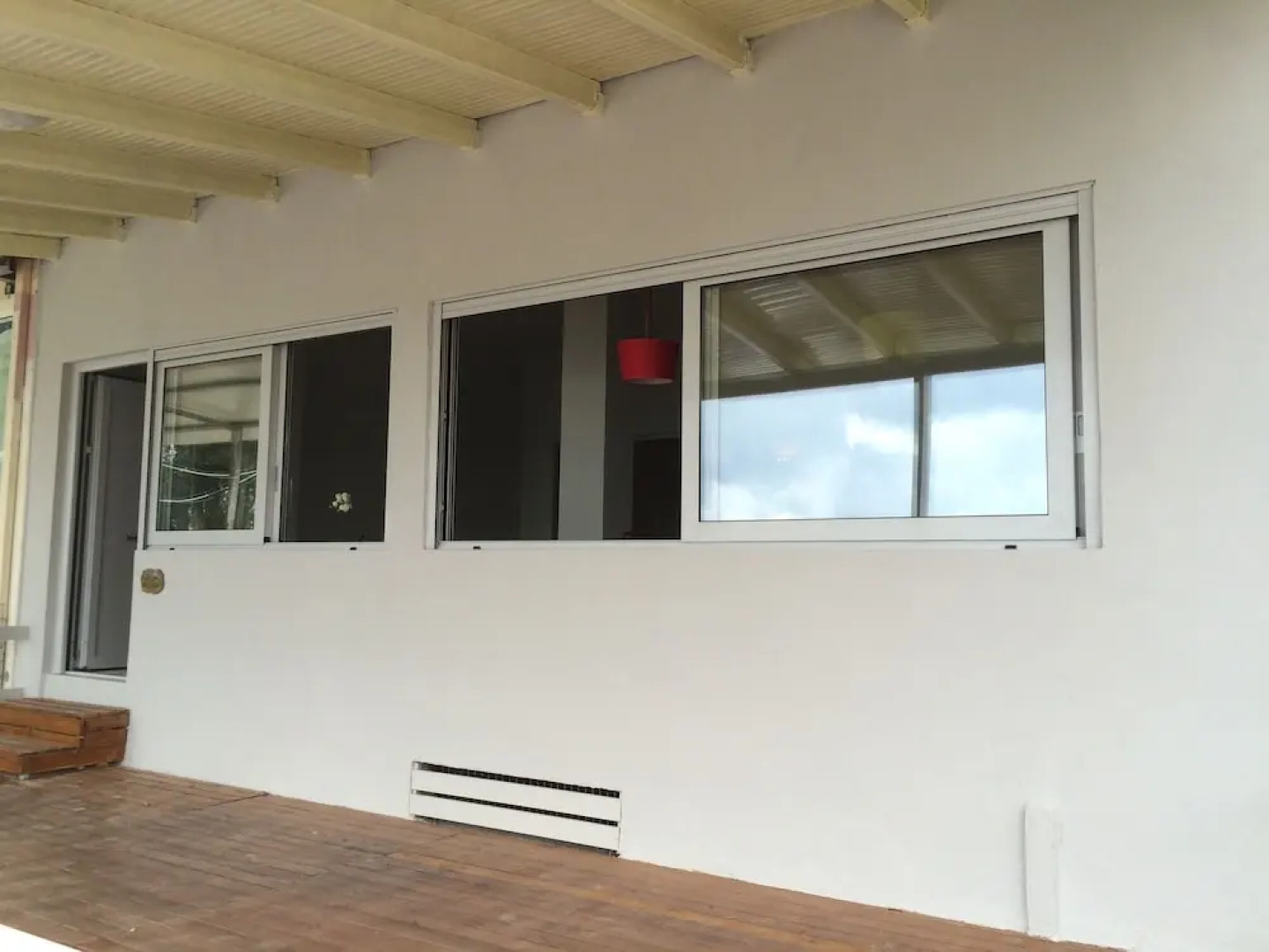 Beachfront Apartment Downtown