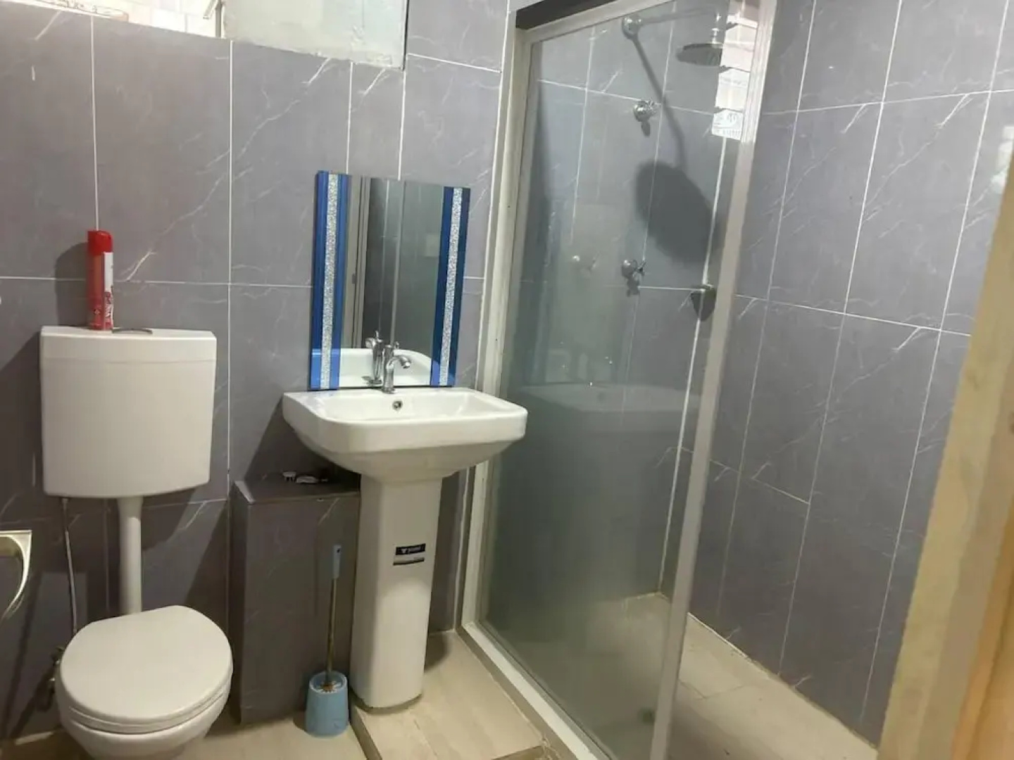 Seaview- Balcony- Aircon- Onsiteparking- Freewifi