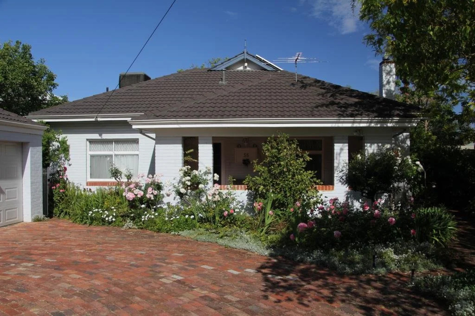 The Goody House Bed & Breakfast