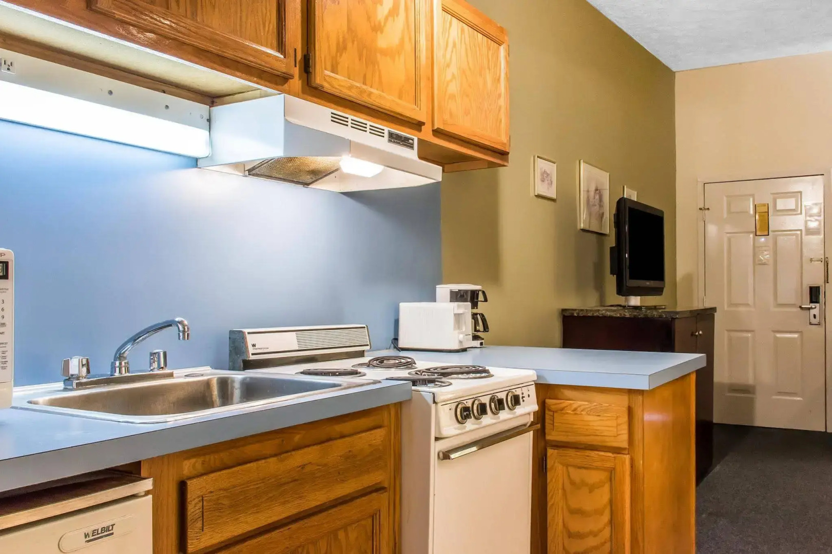 Econo Lodge Inn & Suites White Haven