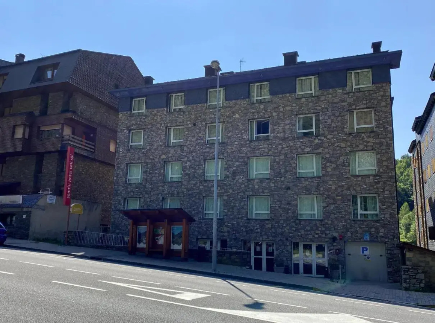 Somriu Hotel Vall Ski