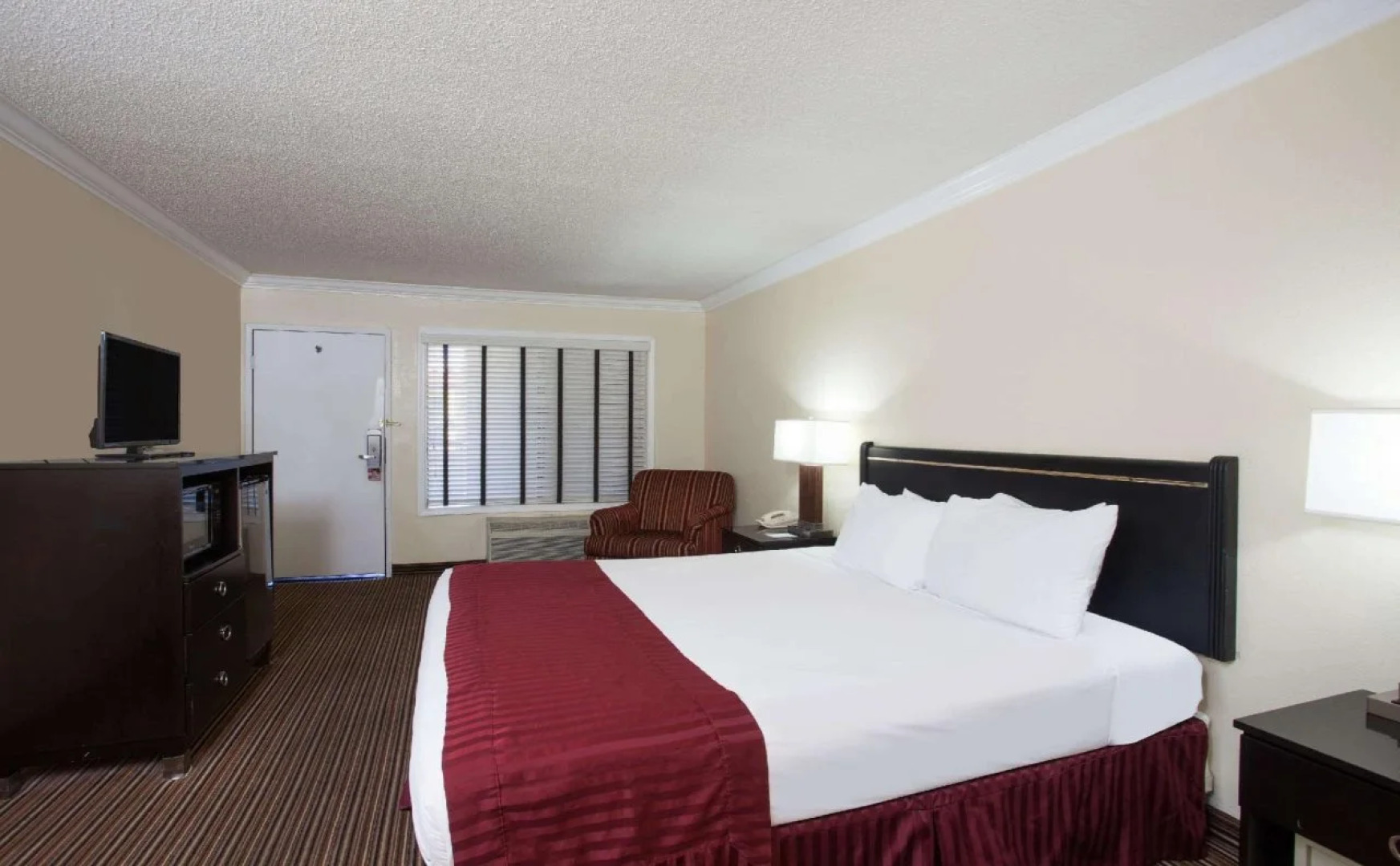 Capri Suites Anaheim
