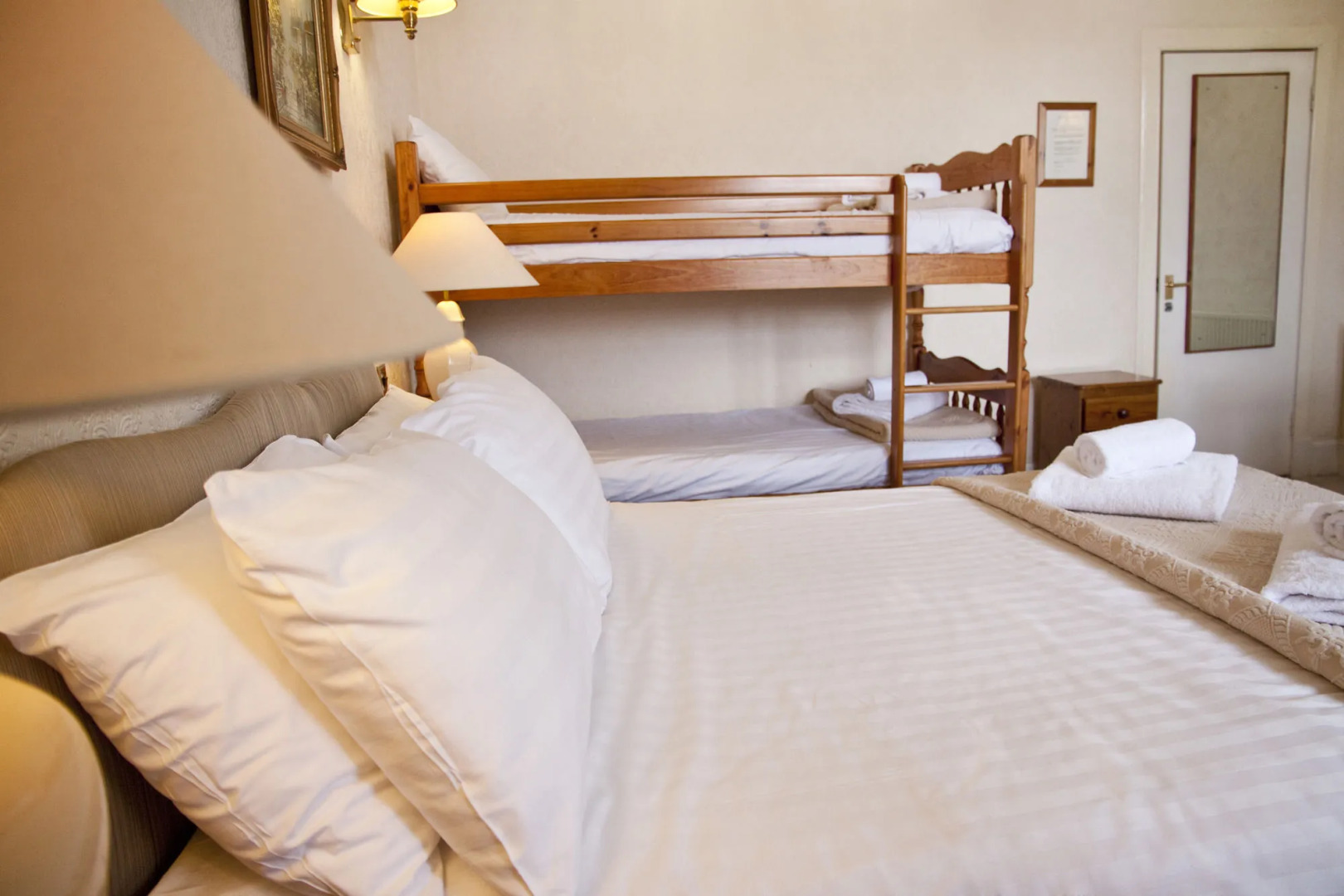 Buccleuch Arms Hotel