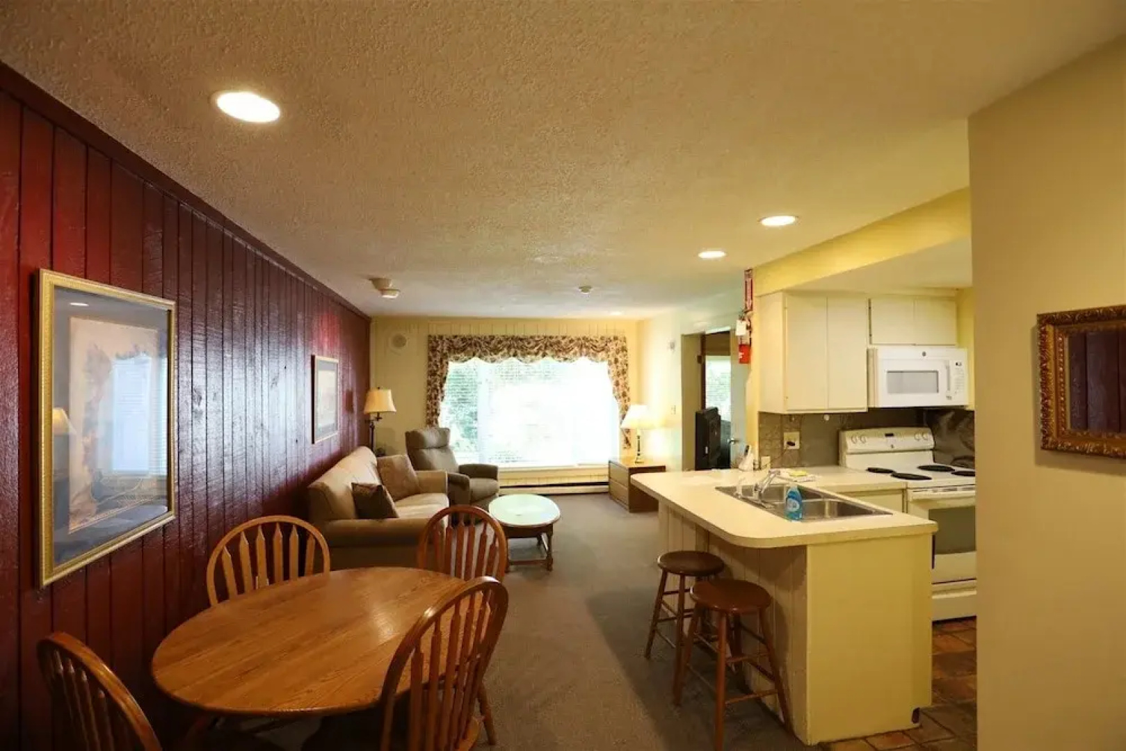 Inns of WV 105, 1bd, Waterville Valley