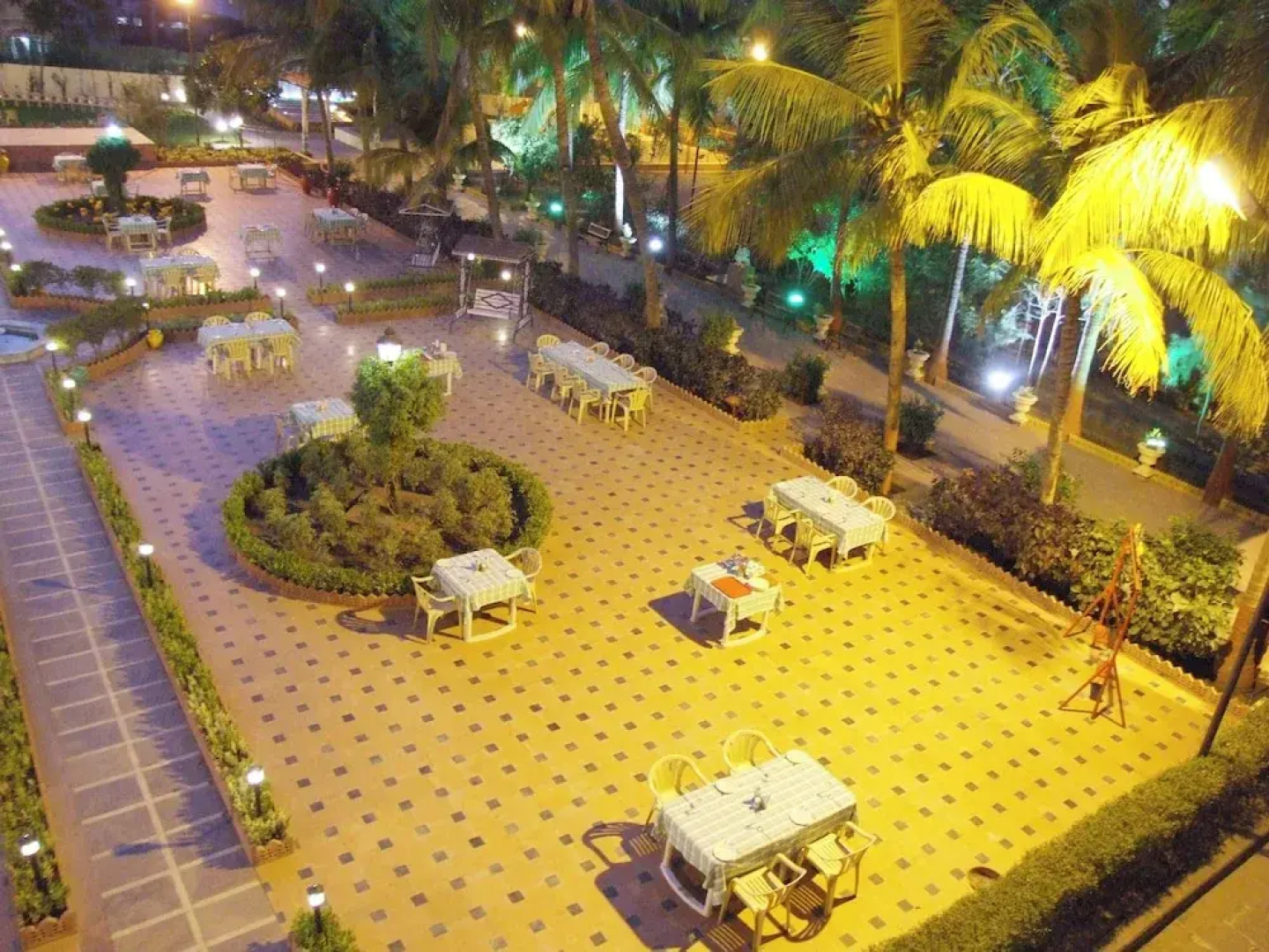 Nilambag palace