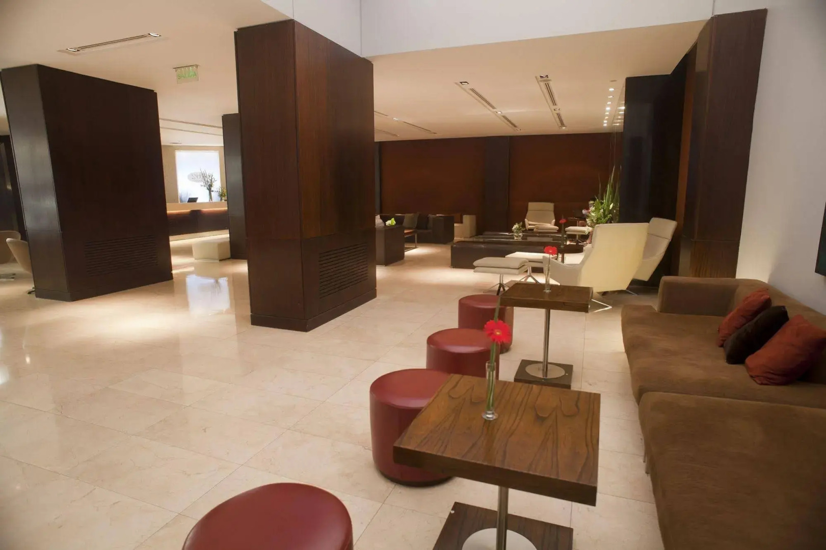 562 Nogaro Buenos Aires