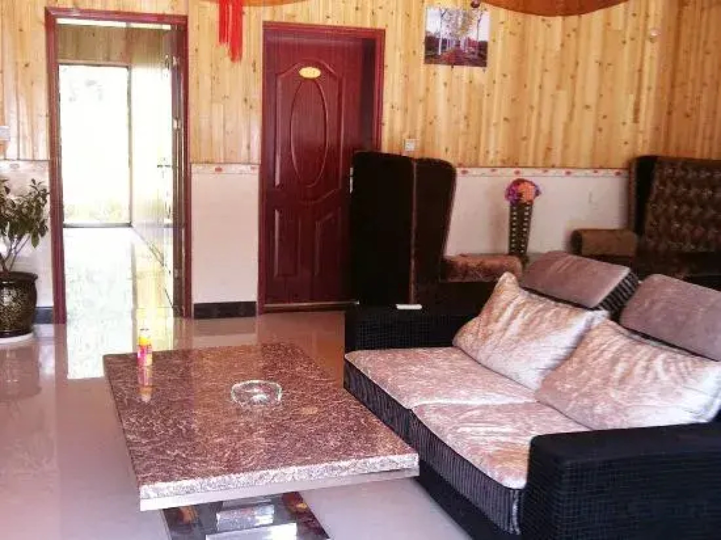 Luding Hailuogou Ruiqi Hotel