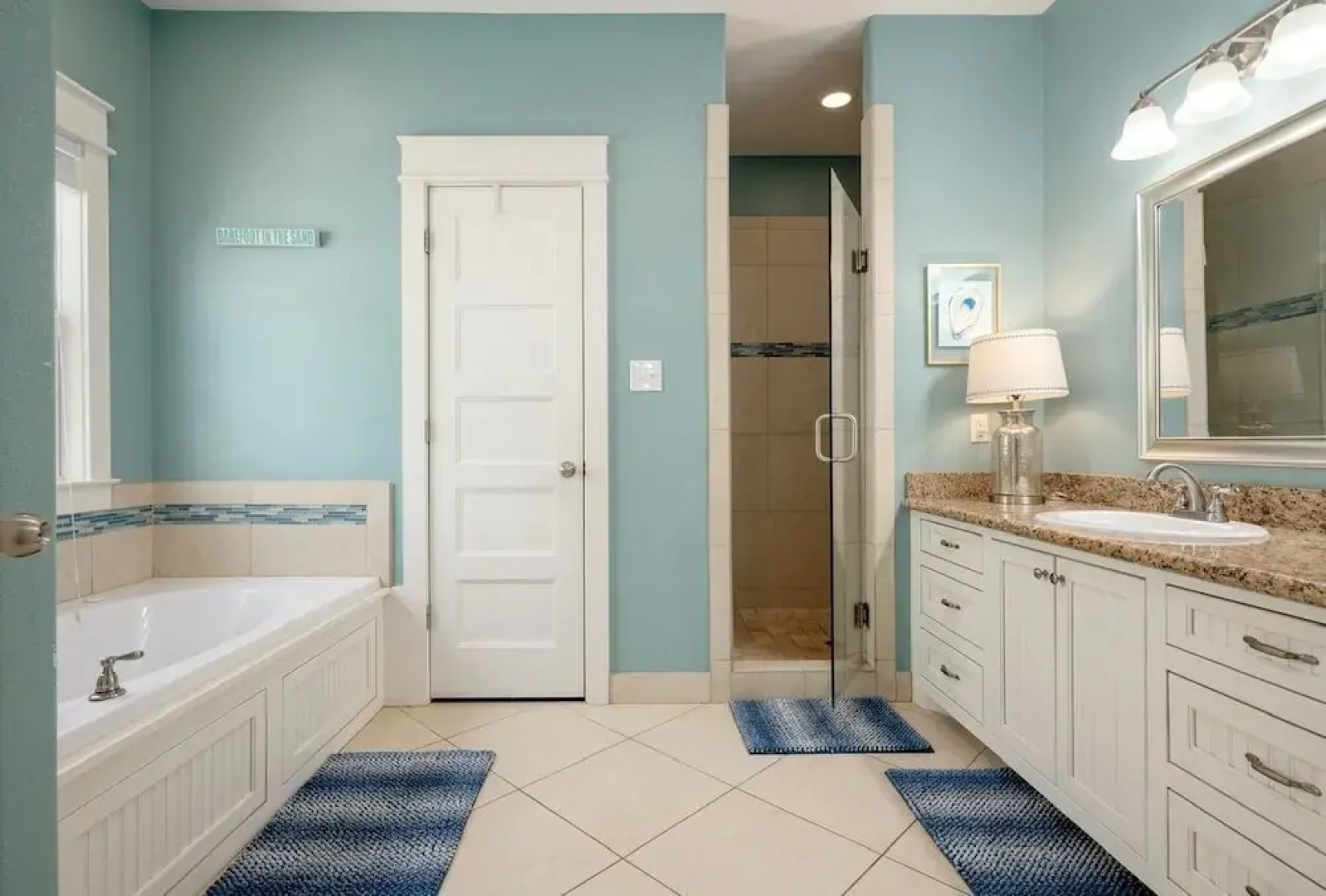 The Beach House 3 Bedroom Home by RedAwning