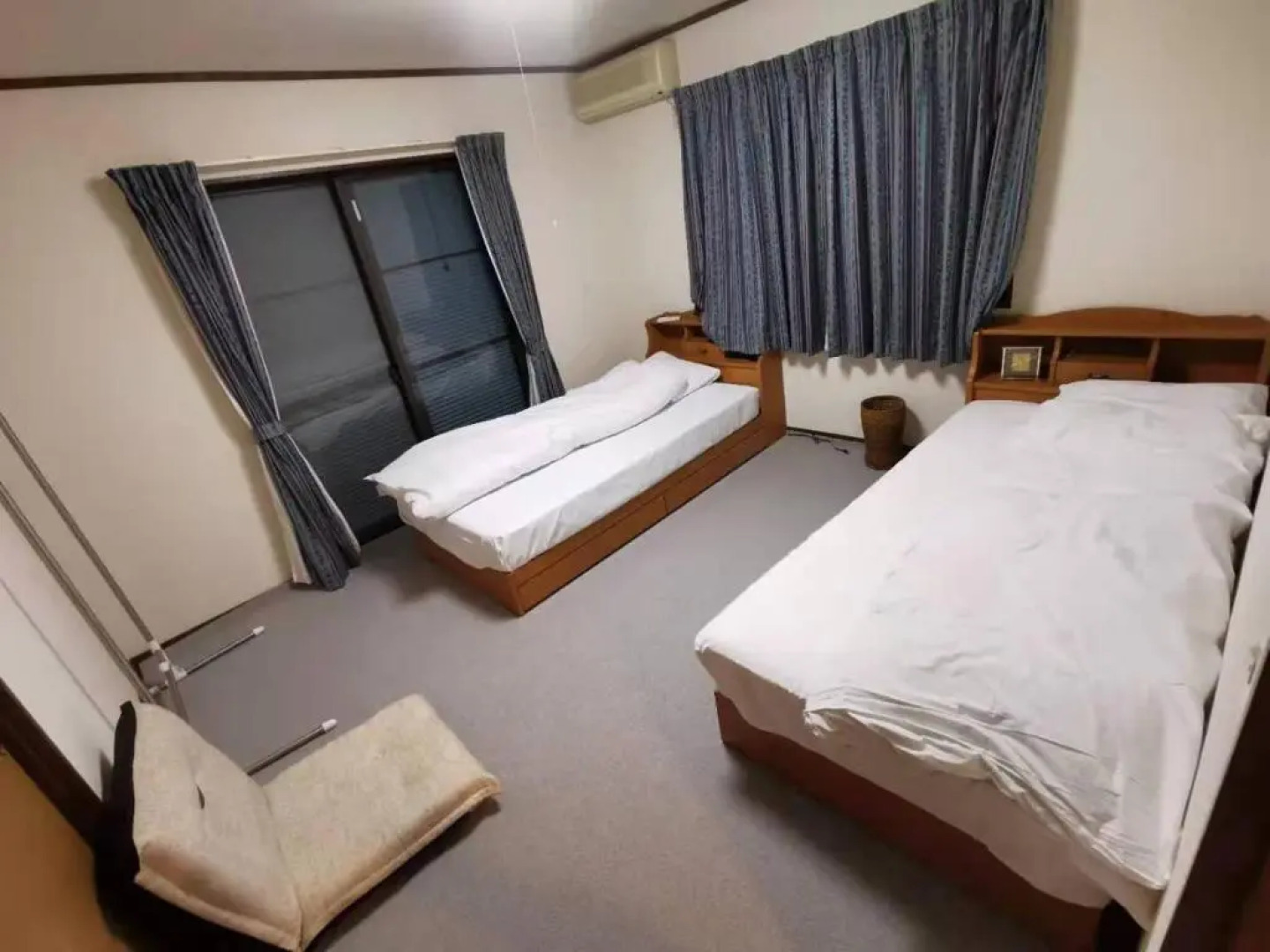 桜薫 熱川駅まで280メートル海水浴場まで500メートル