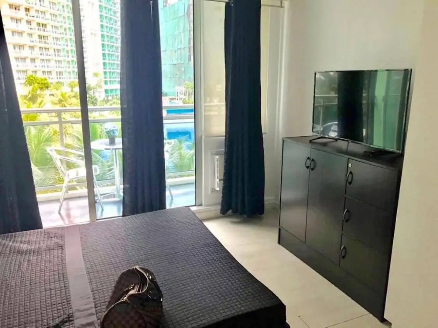 Positano Tower Azure Beach Resort