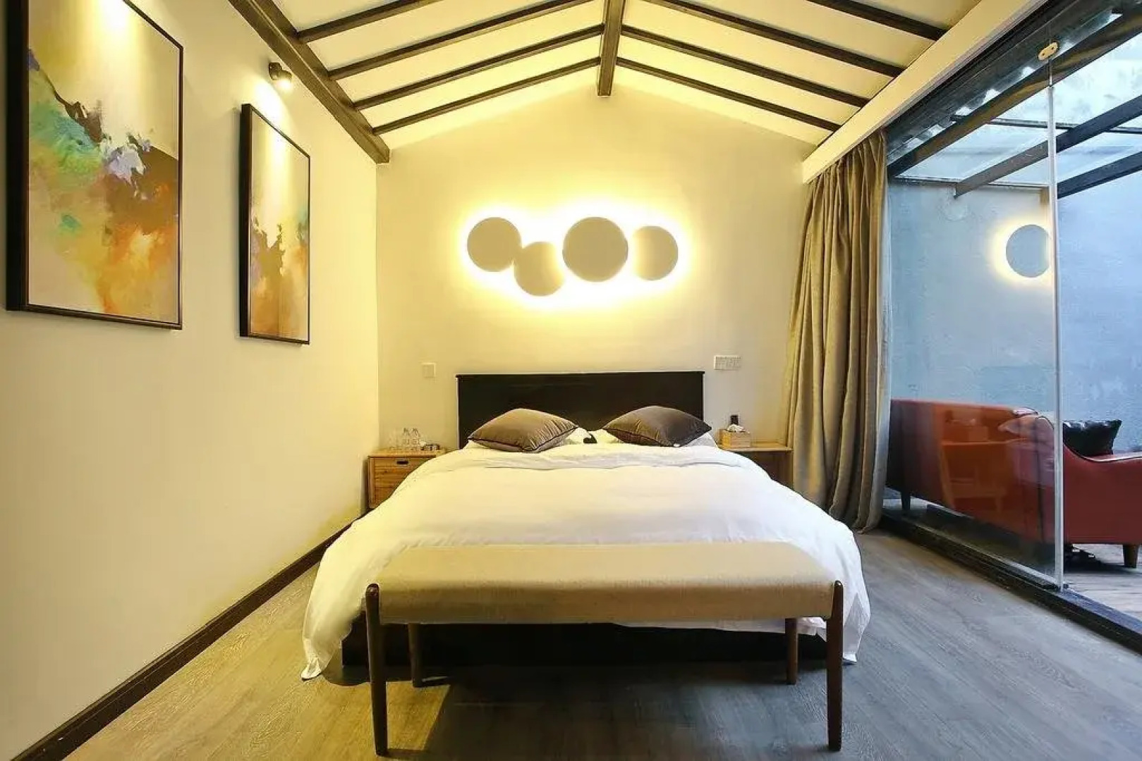 Xitang Hua Tian Hotel