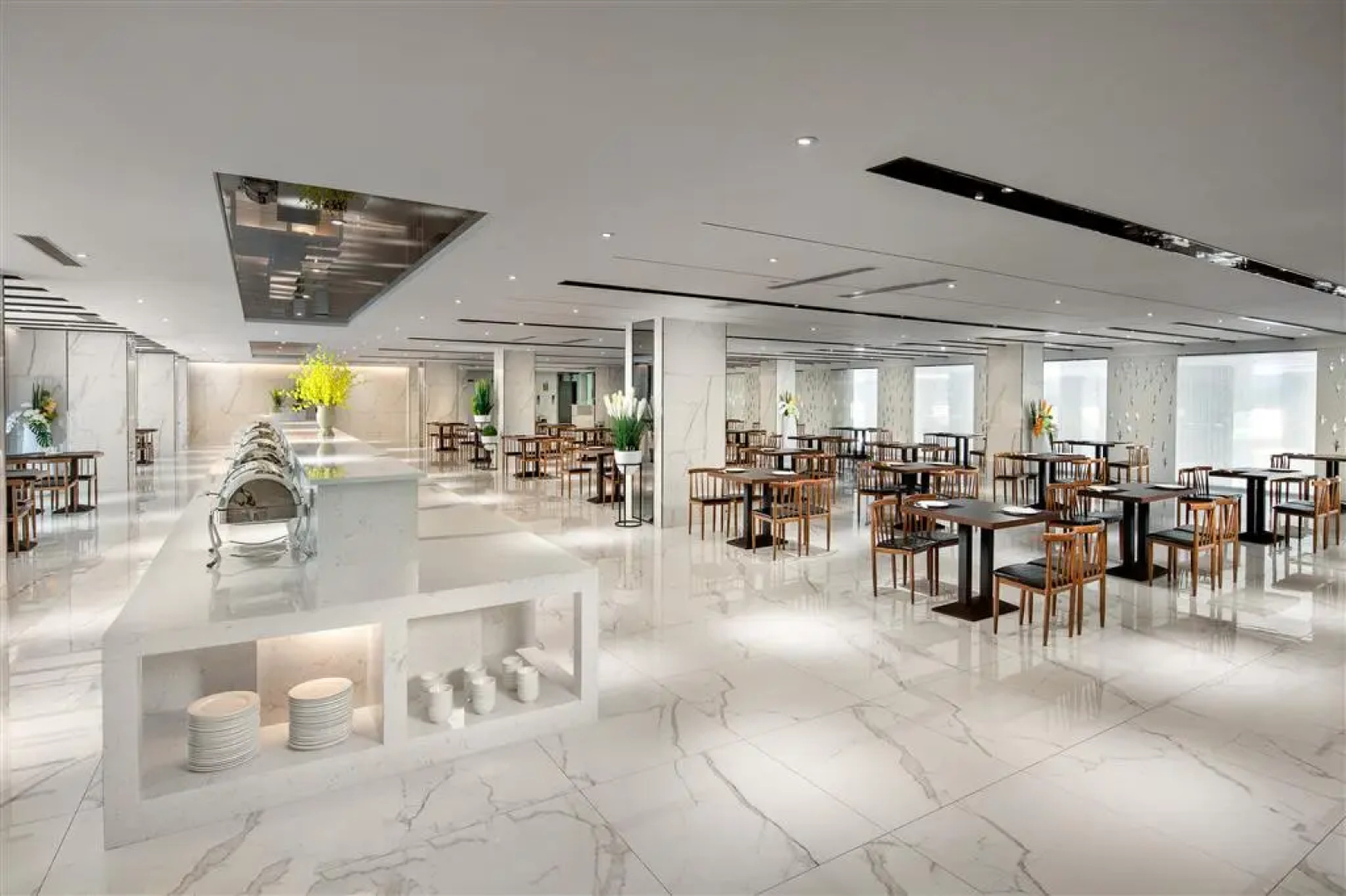 Ramada by Wyndham Mengzi Suites