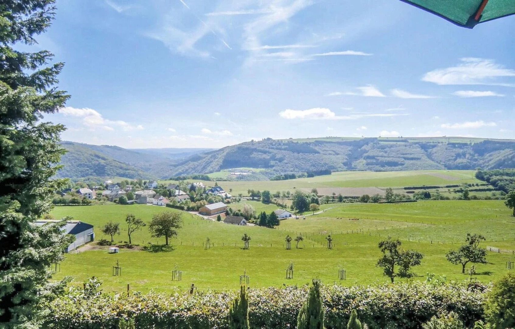 Awesome Home in Schlindermanderscheid With 2 Bedrooms and Wifi