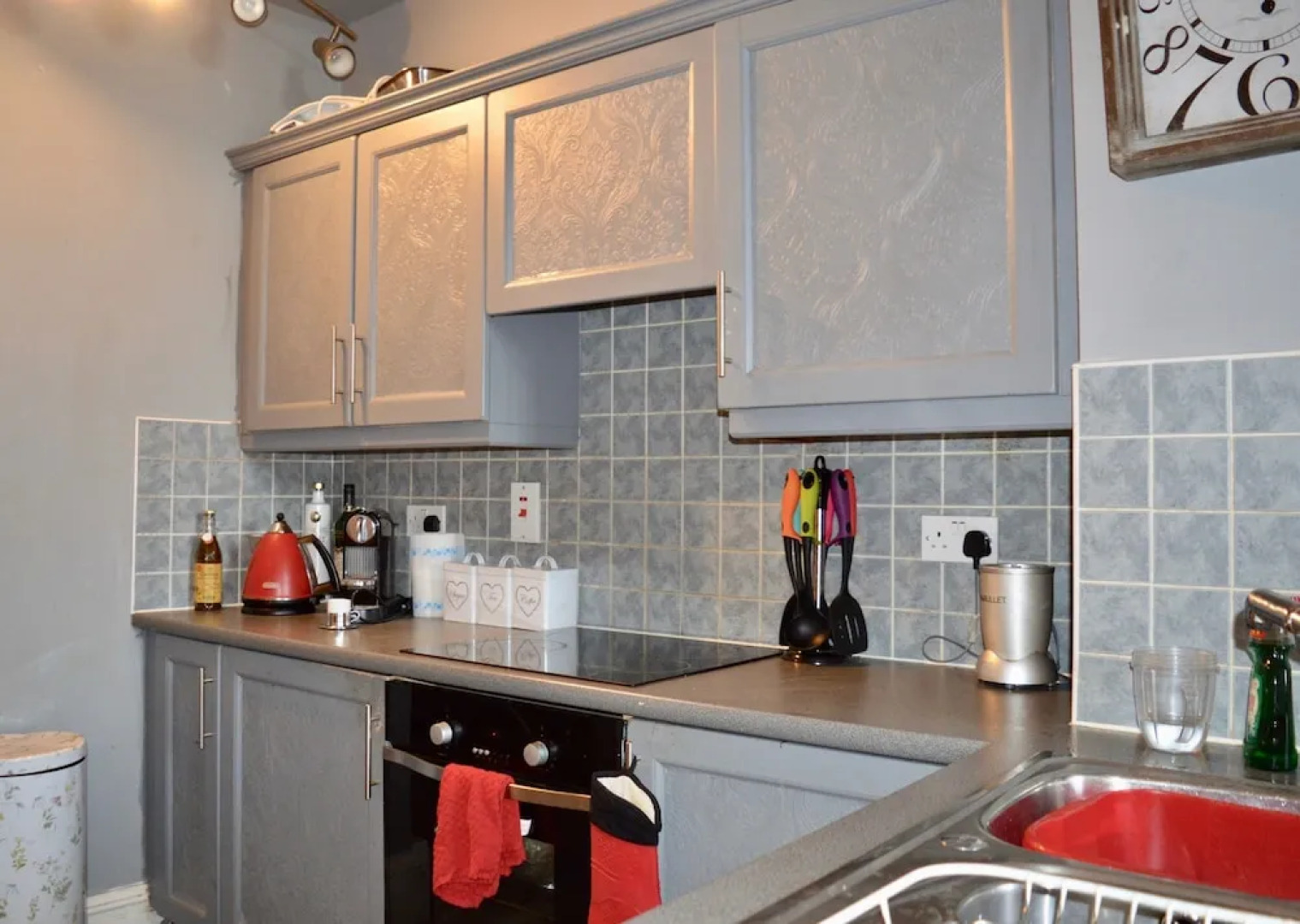 2 Bedroom Apartment 10mins From Central Manchester