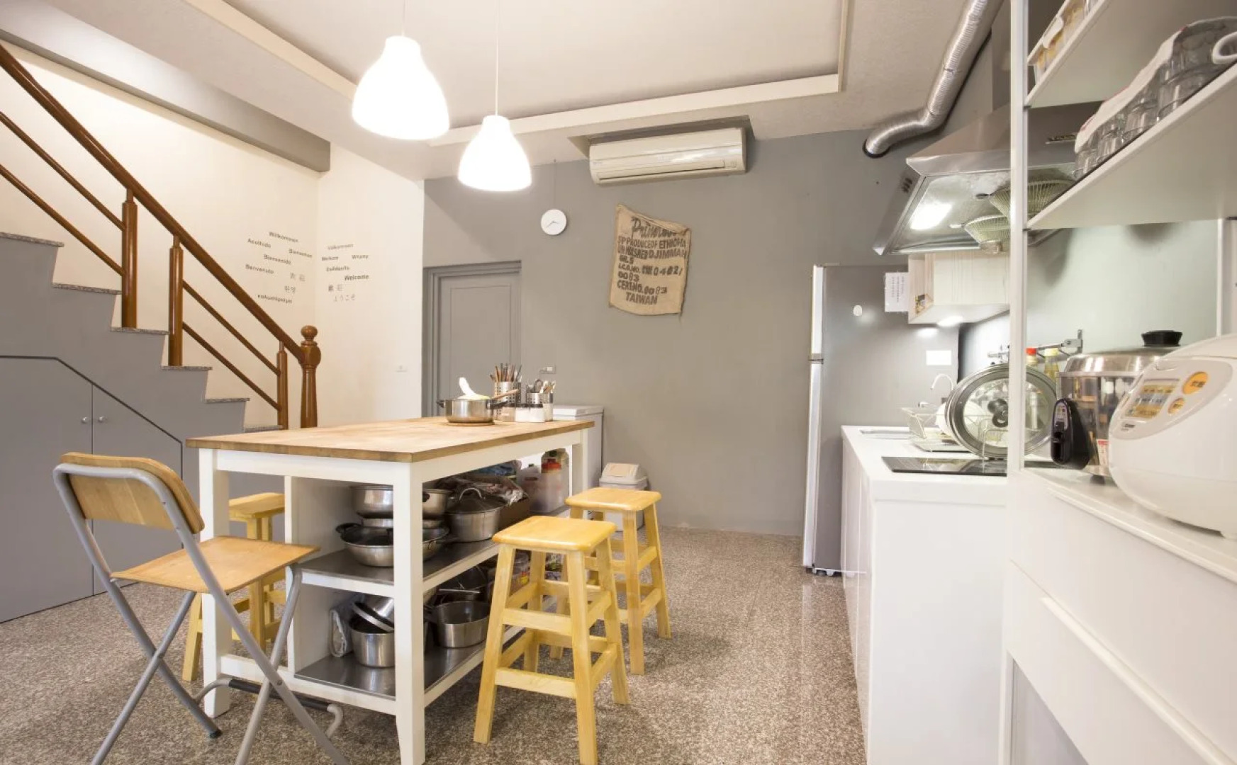 Dali Yi International Hostel