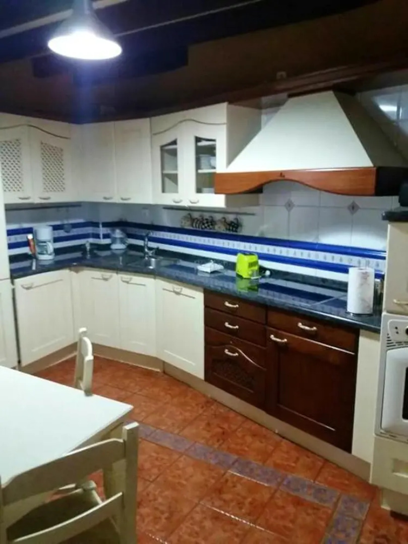 House With 4 Bedrooms in Ribaseca, With Wonderful City View, Enclosed Garden and Wifi