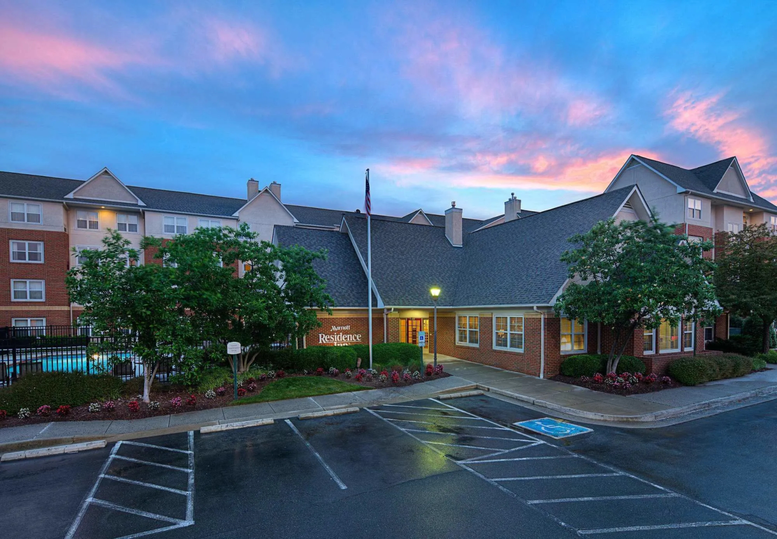 Residence Inn by Marriott Richmond Northwest