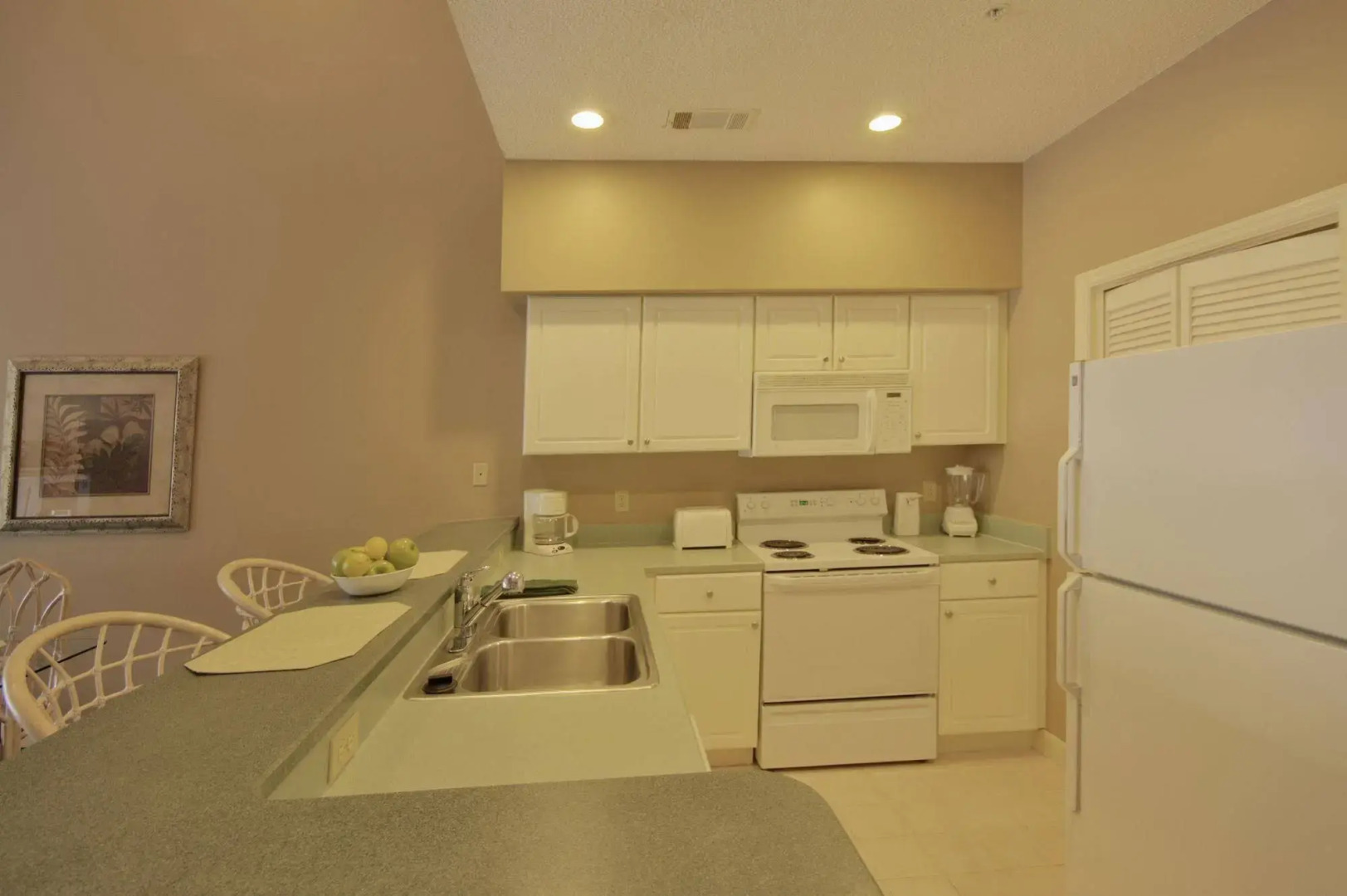 Shipyard Resort by Spinnaker Resorts