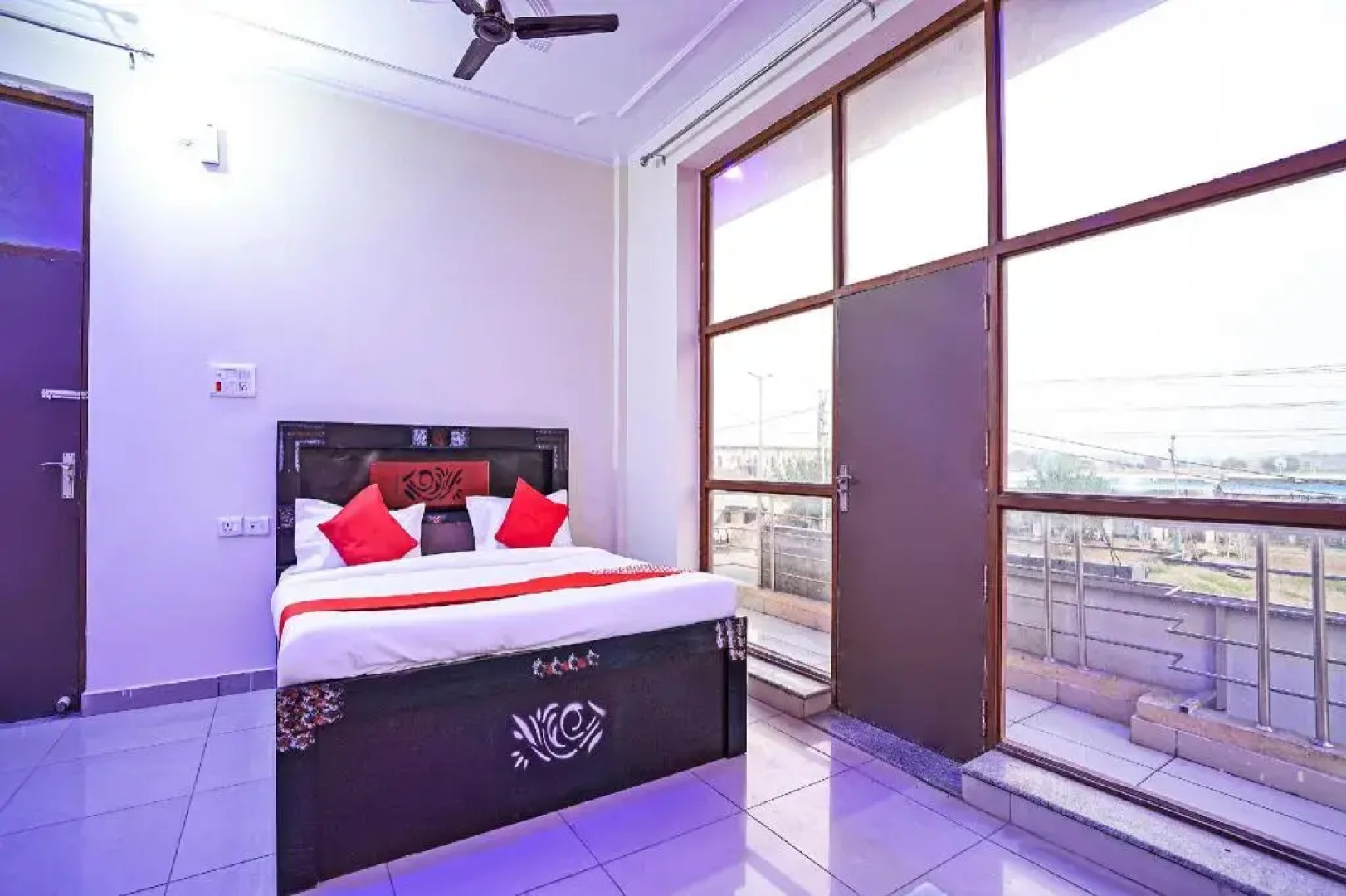 Hotel Osaka Inn by OYO Rooms