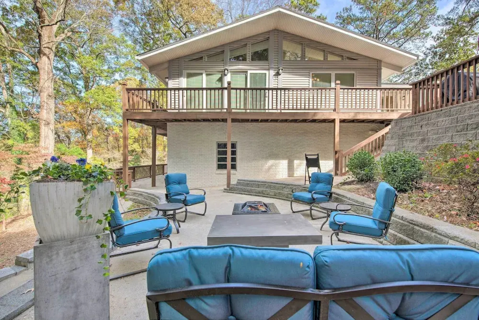 Peaceful Smyrna Home w/ Wood-burning Fire Pit