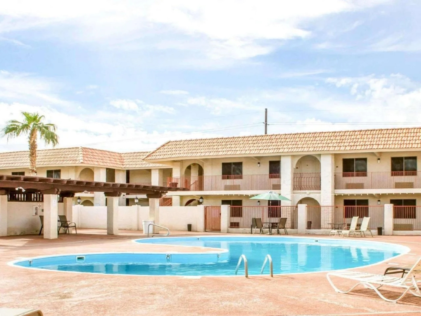 Quality Inn & Suites Lake Havasu City