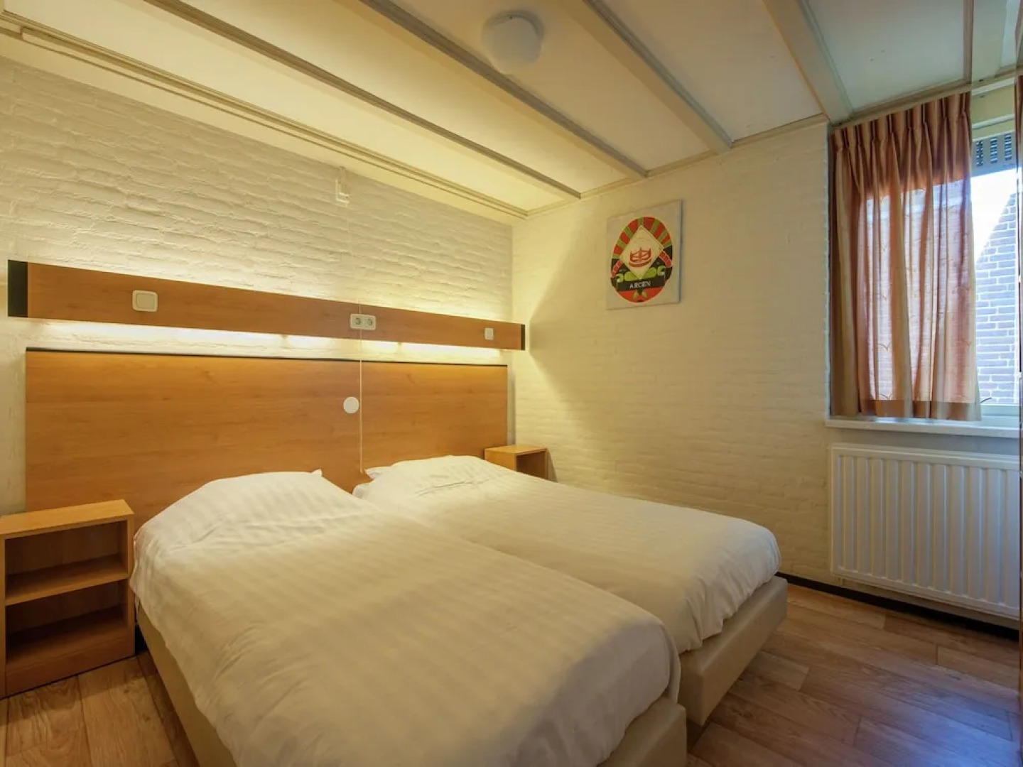 Cosy Bungalow with Microwave, in the Middle of de Maasduinen