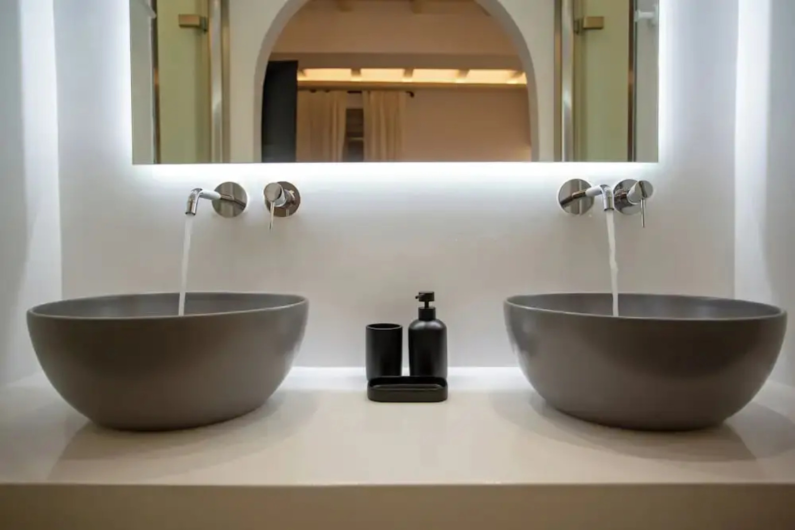 Mykonian Luxury Villa Filyra with Pool