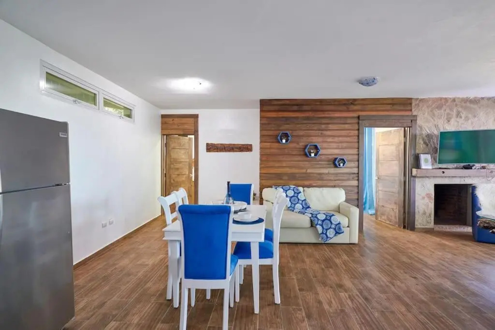 Mansion Dubai-Mountain-Jacuzzi-4BR-Jamaca De Dios