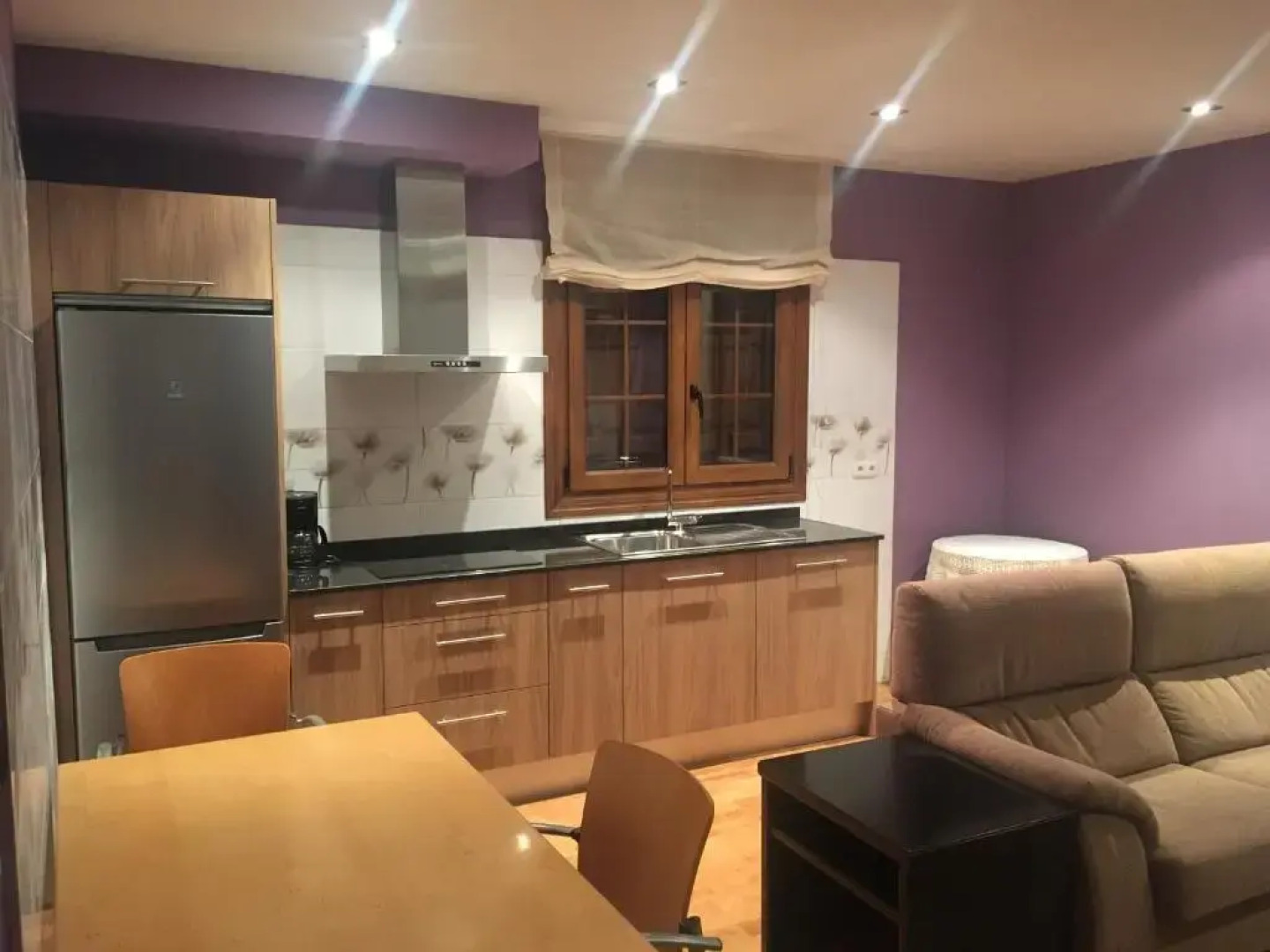 Hostal y Albergue Haizea - Hostel