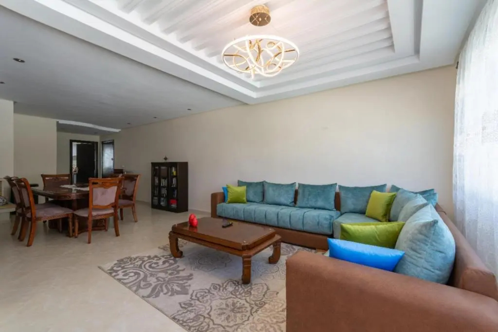 Superbe appartement avec piscine à Harhoura Témara