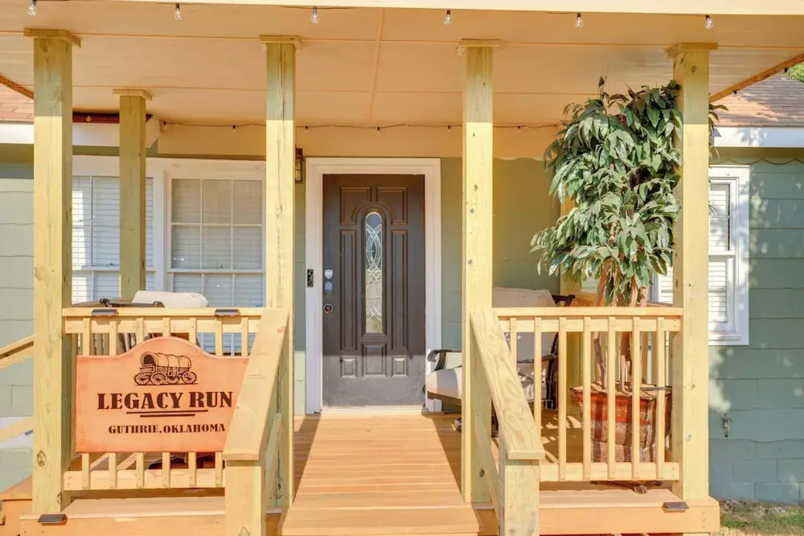 Legacy Run: Guthries Historic Haven Near Shops