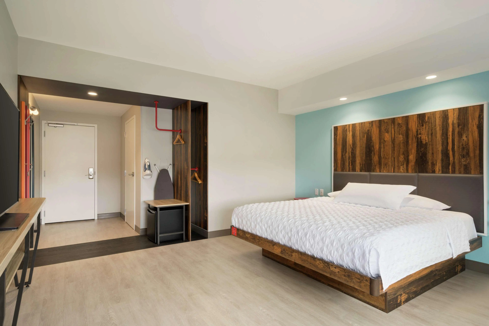 Tru by Hilton York