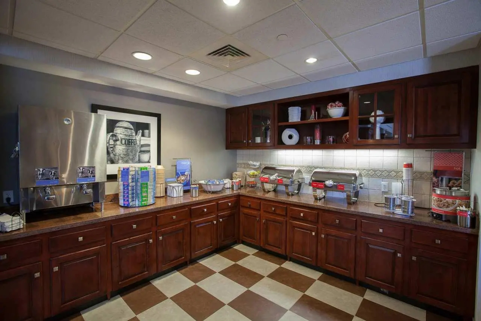 Hampton Inn & Suites Newport/Middletown