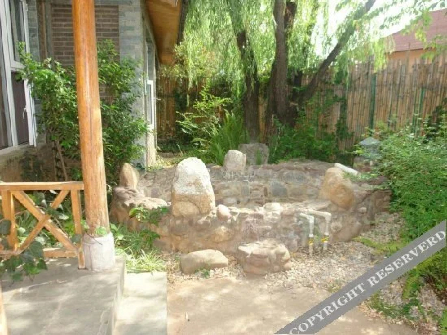 Yingyuetan Hotspring Hotel