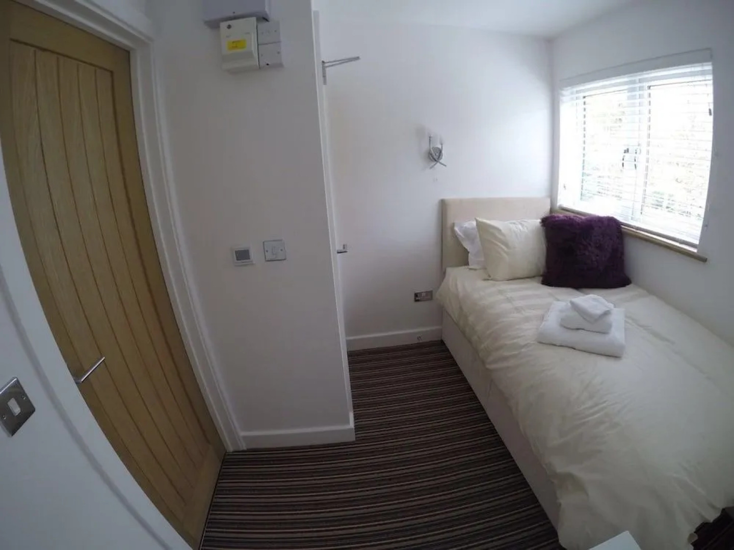 Deepcut Lodge Bed and Breakfast Self Service