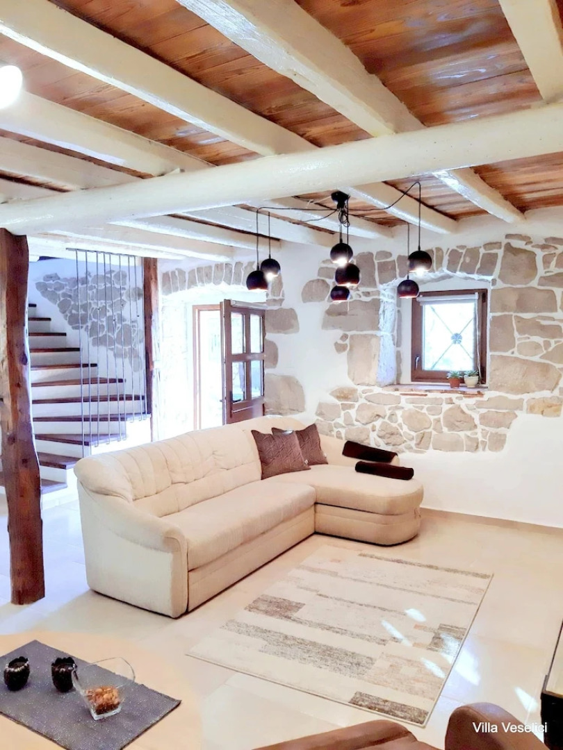 Villa With 3 Bedrooms in Ripenda Verbanci, With Wonderful Mountain View, Private Pool, Enclosed Garden - 5 km From the Beach