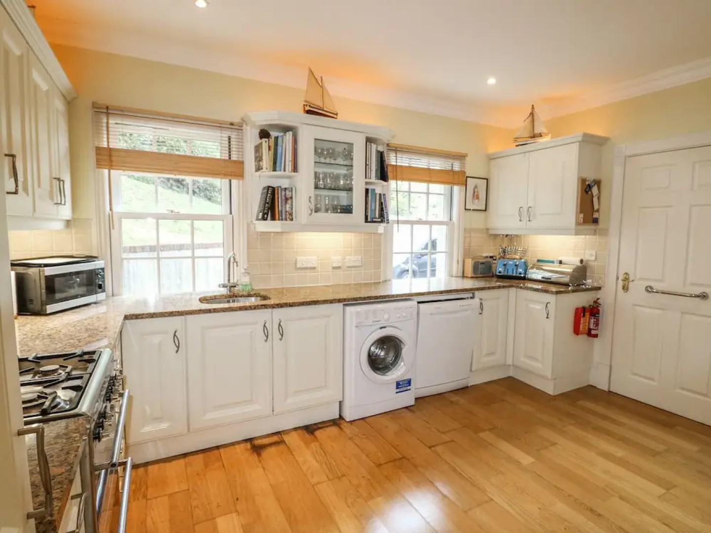 Lebrel Lodge, Seaview