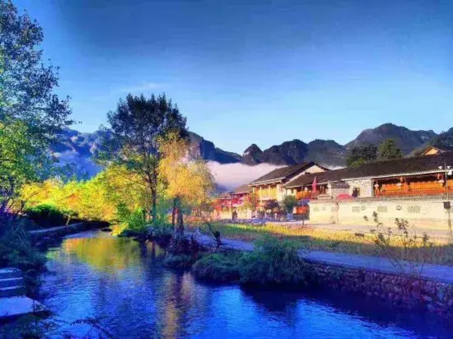 Yunshe Puju Guesthouse